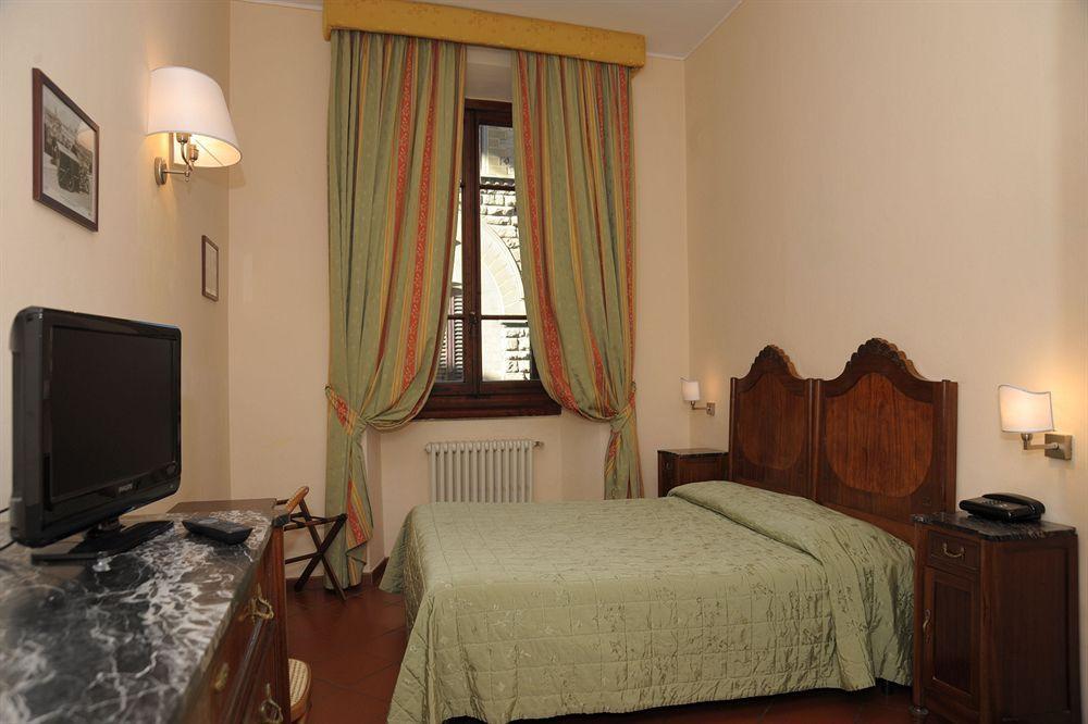 Hotel Cimabue Florenz Exterior foto
